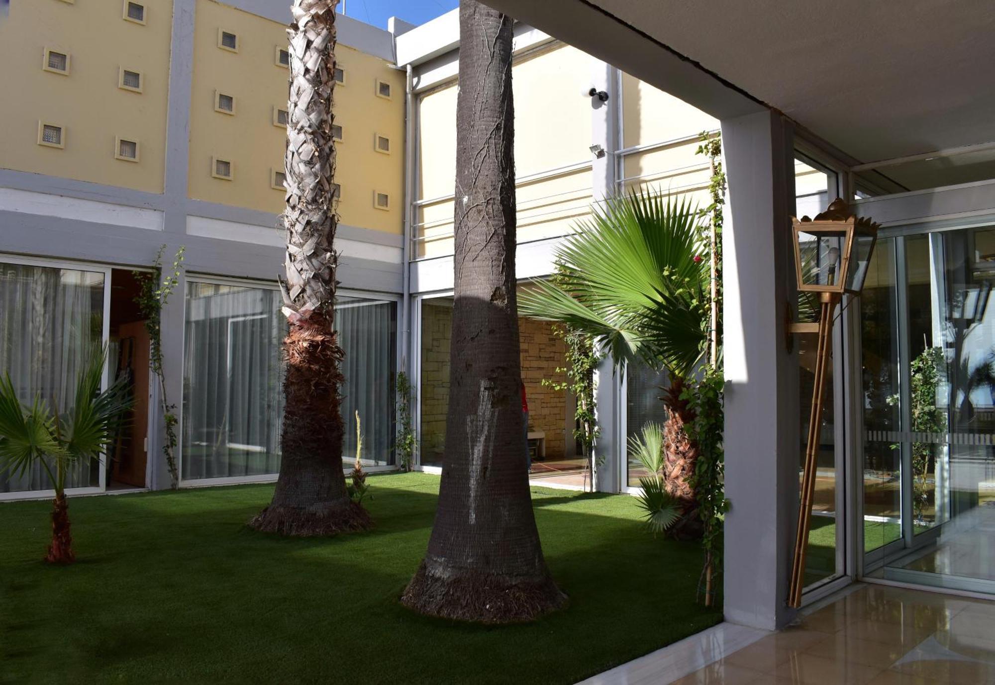 Hotel Theoxenia Mesolóngion Exteriér fotografie