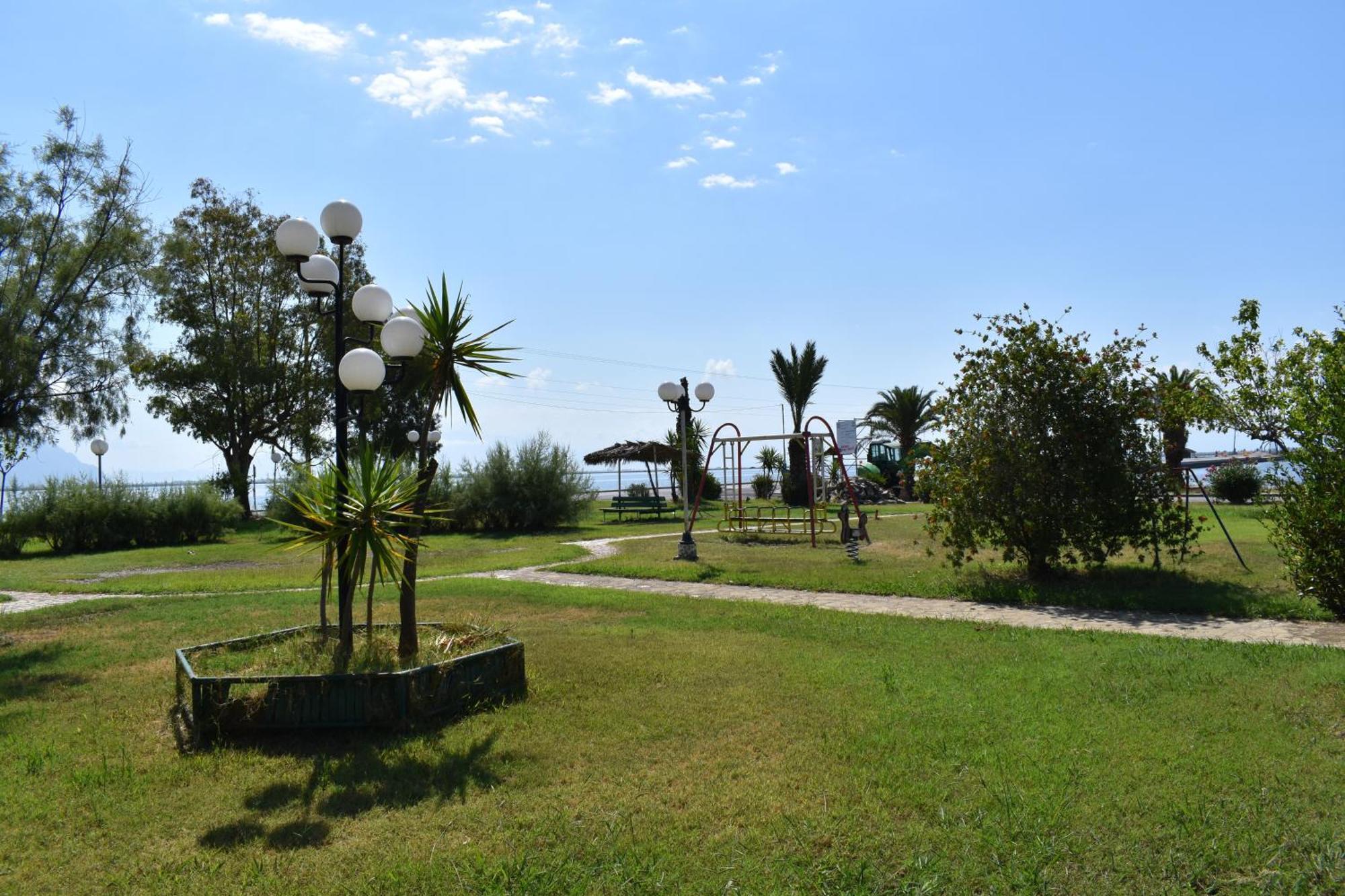 Hotel Theoxenia Mesolóngion Exteriér fotografie