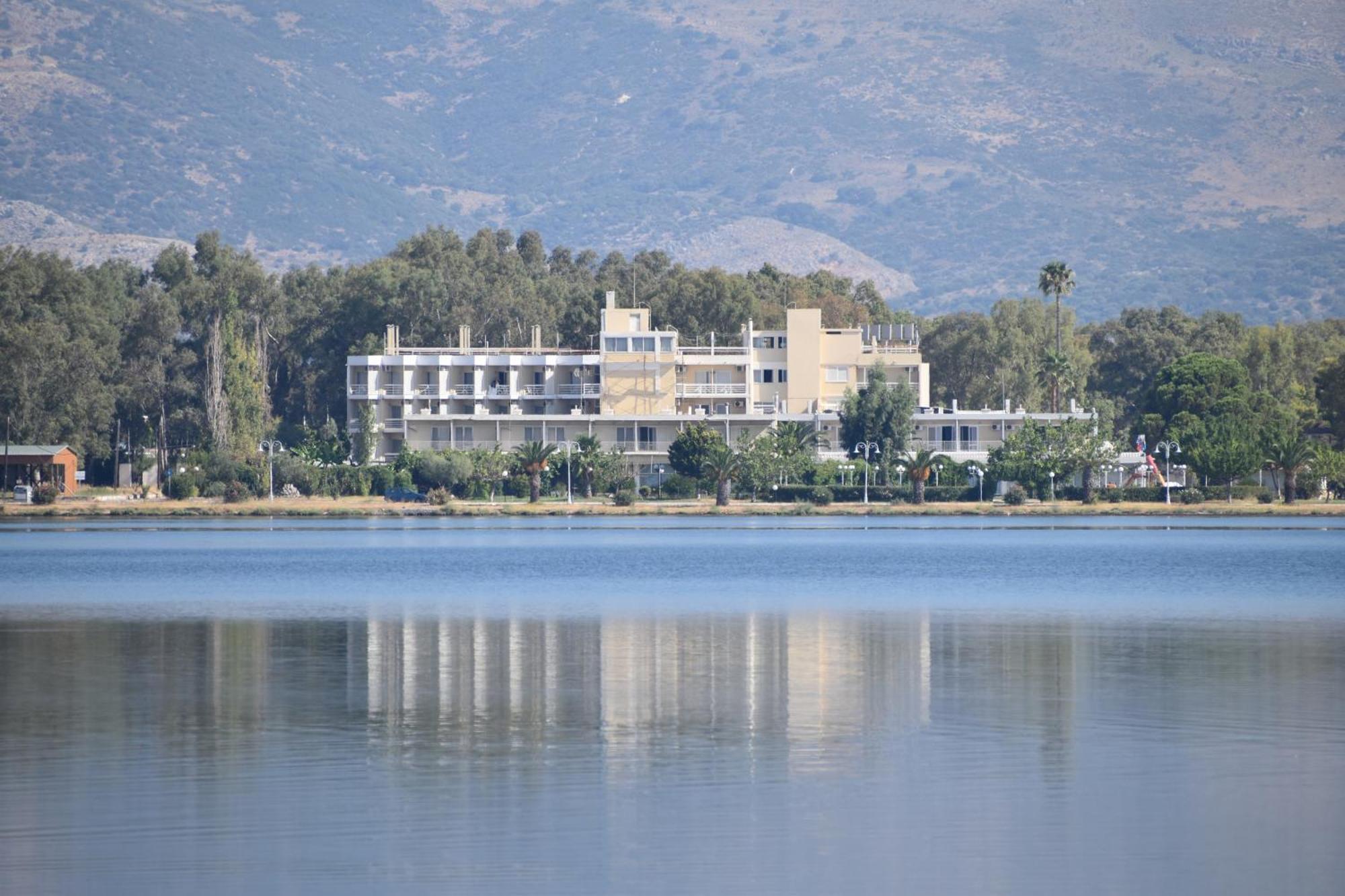 Hotel Theoxenia Mesolóngion Exteriér fotografie