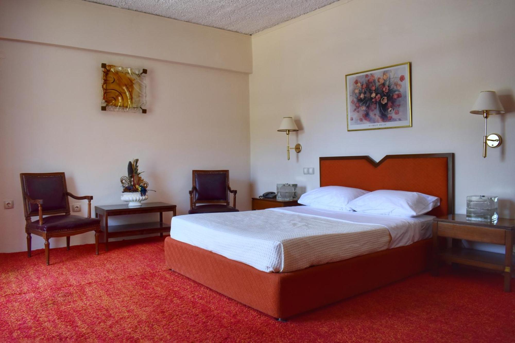 Hotel Theoxenia Mesolóngion Exteriér fotografie