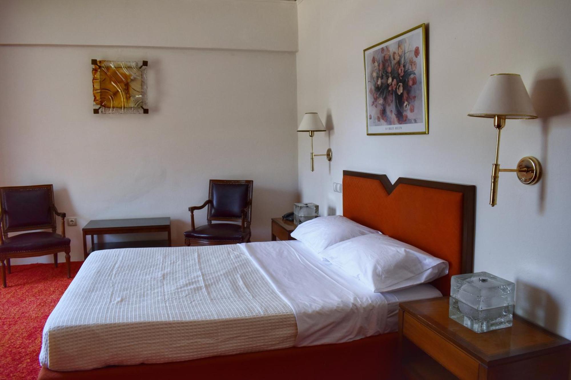 Hotel Theoxenia Mesolóngion Exteriér fotografie
