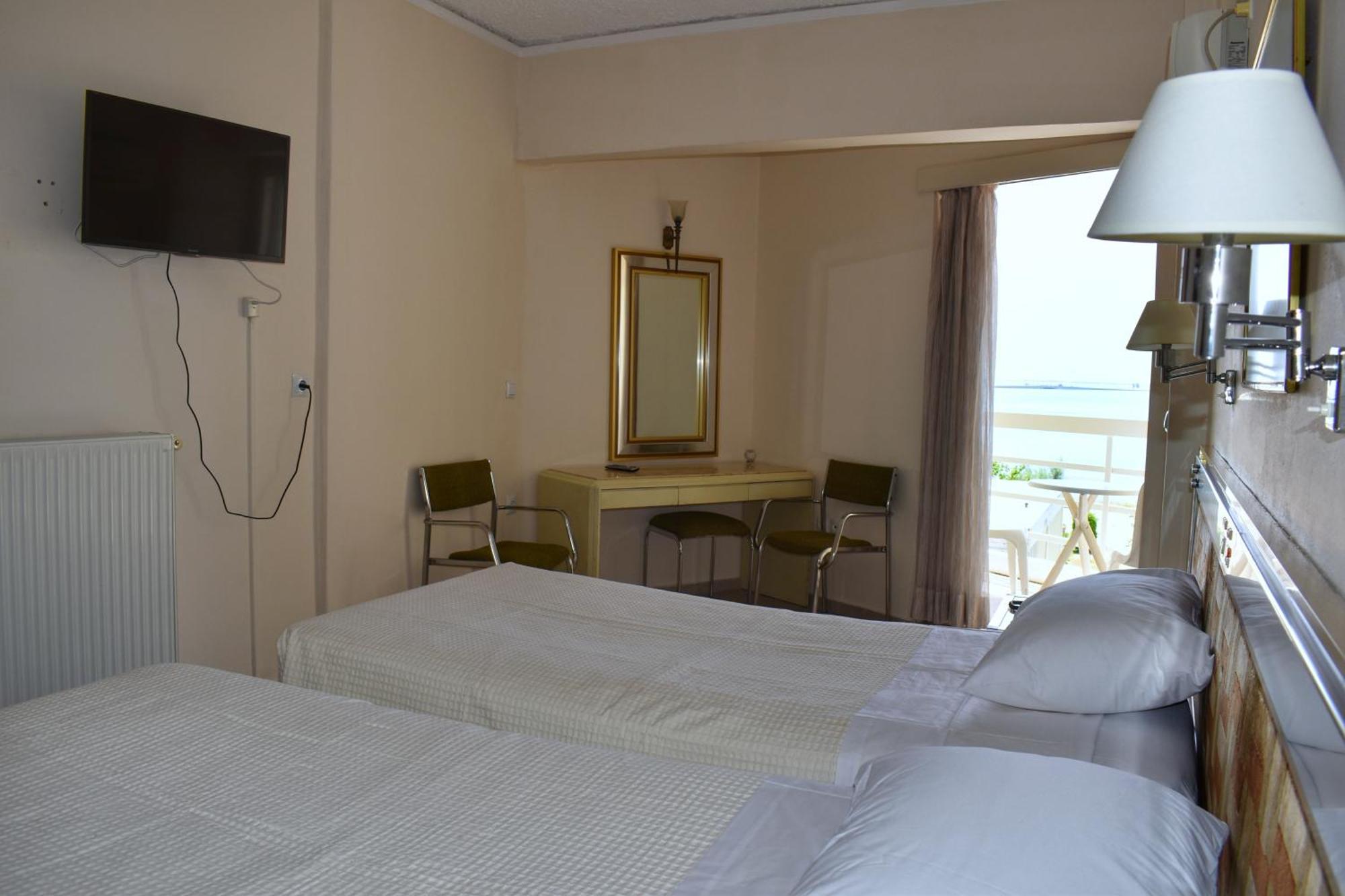 Hotel Theoxenia Mesolóngion Exteriér fotografie