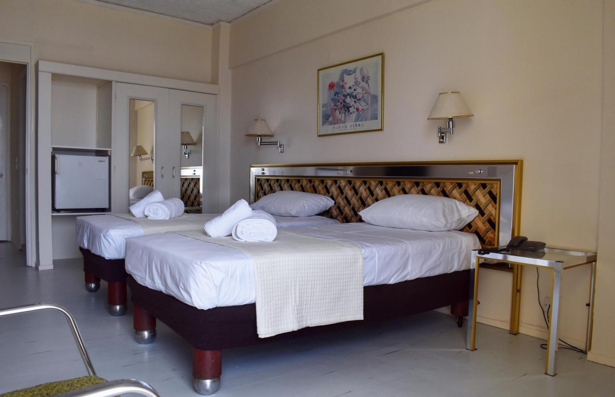 Hotel Theoxenia Mesolóngion Exteriér fotografie