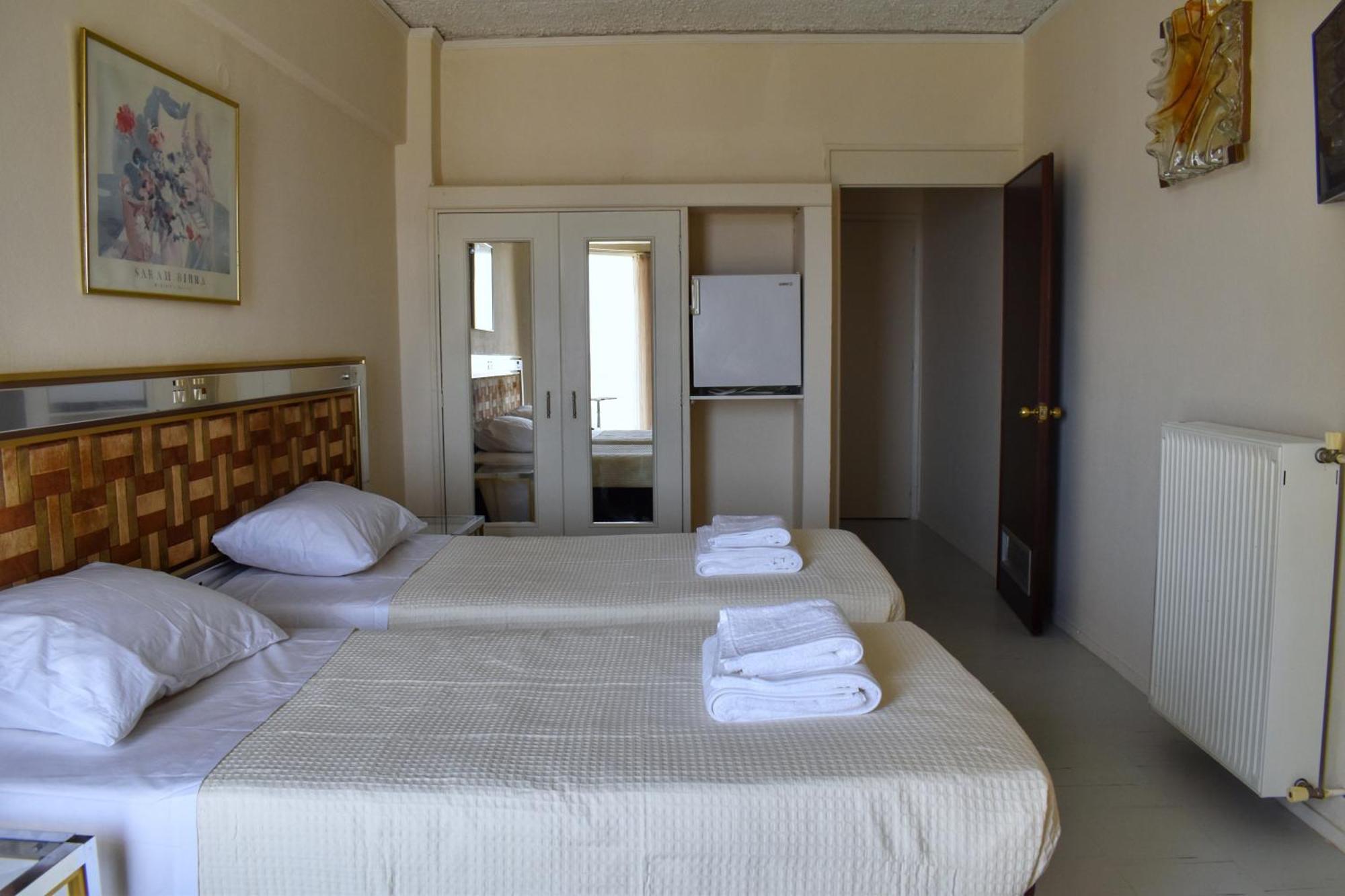 Hotel Theoxenia Mesolóngion Exteriér fotografie
