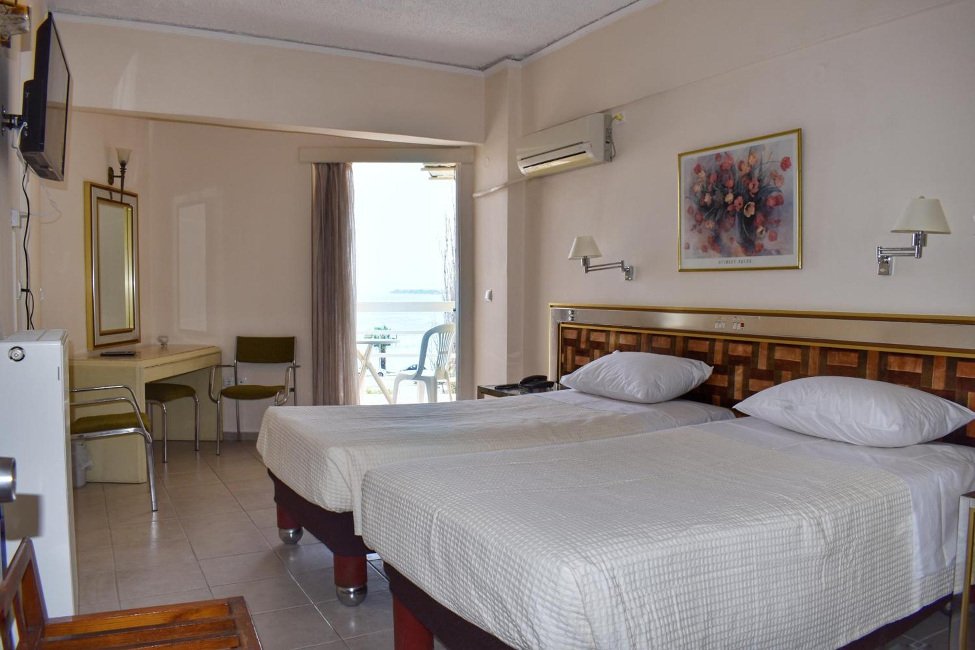 Hotel Theoxenia Mesolóngion Exteriér fotografie