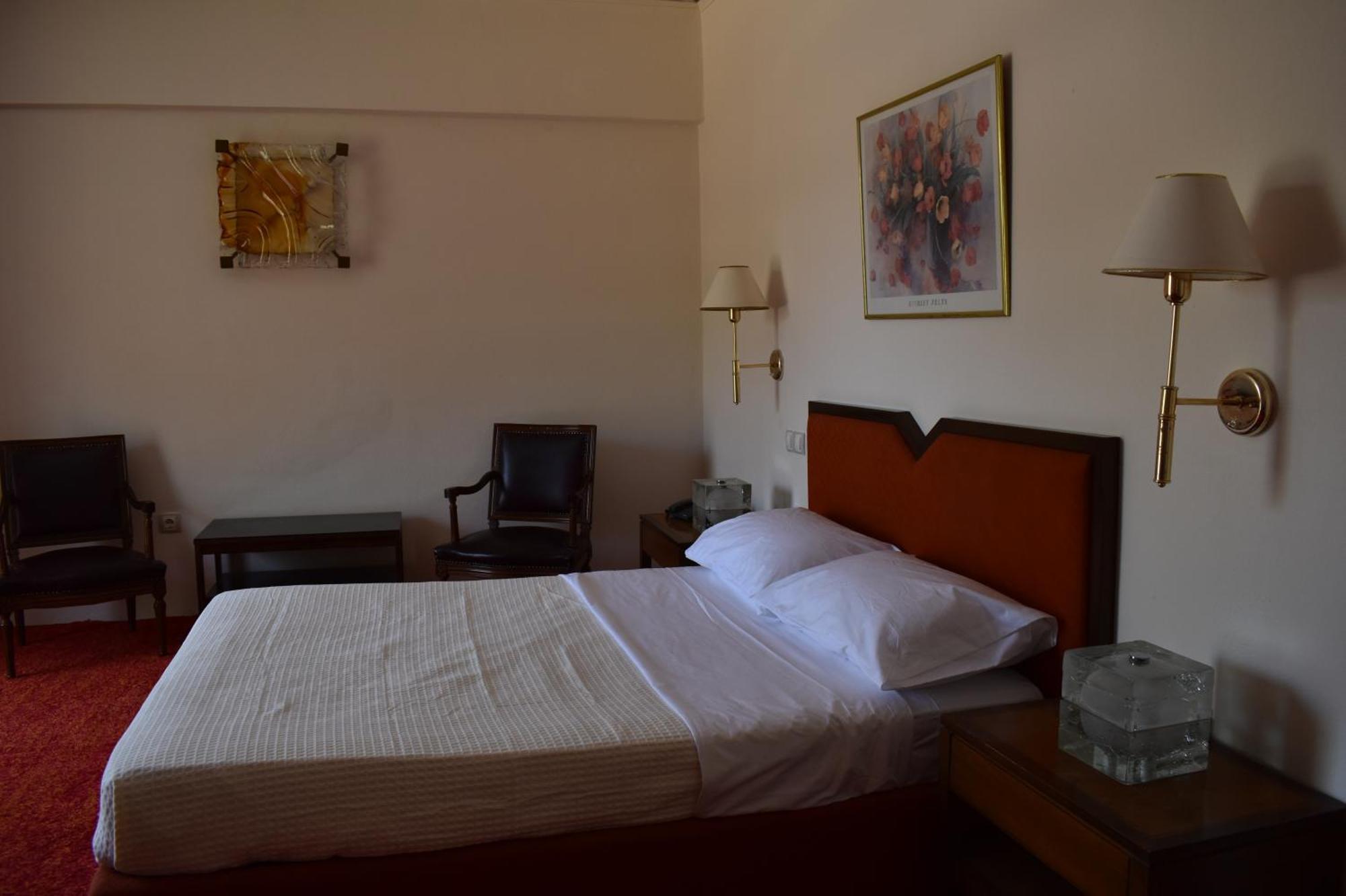Hotel Theoxenia Mesolóngion Exteriér fotografie