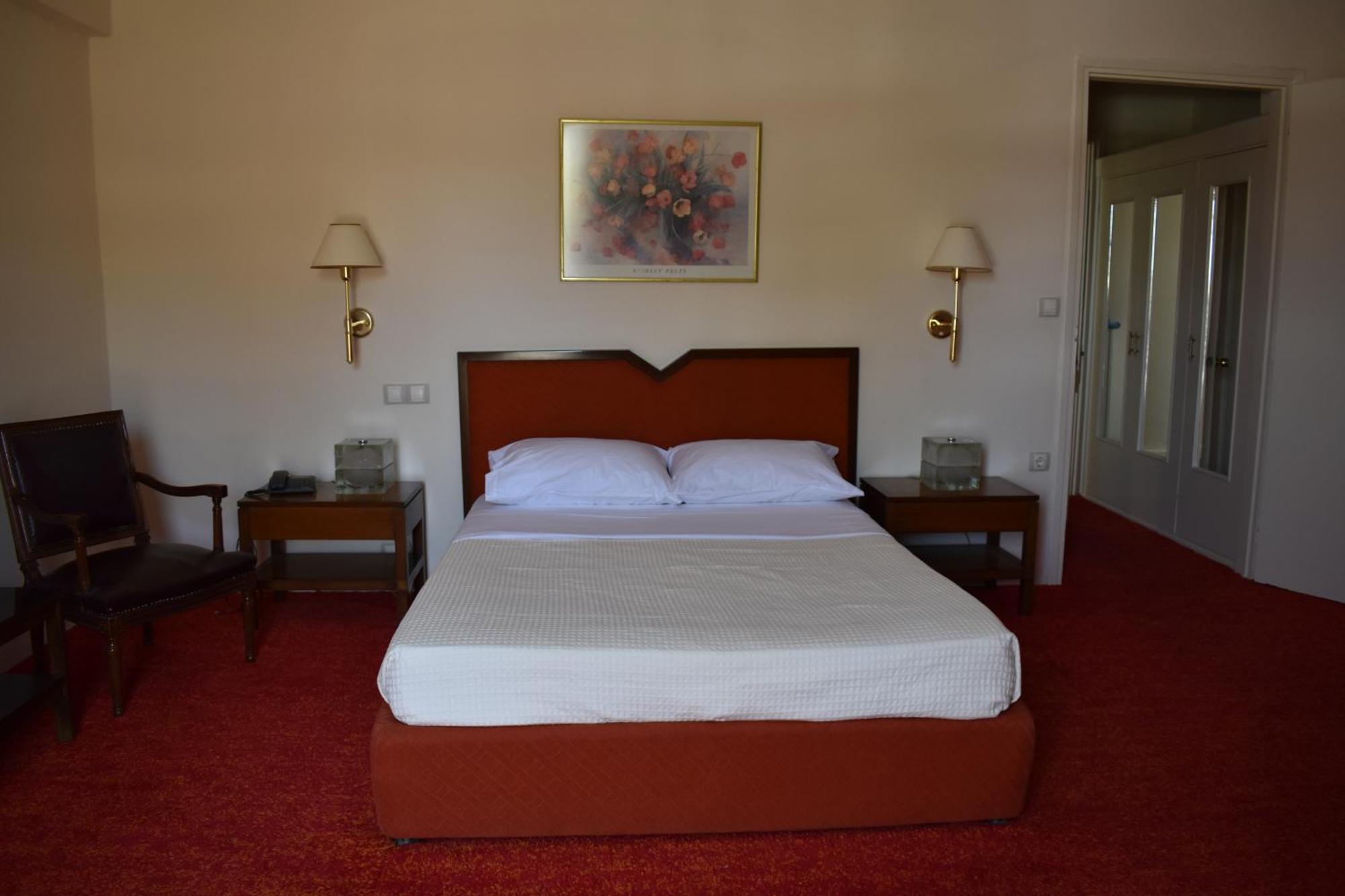 Hotel Theoxenia Mesolóngion Exteriér fotografie